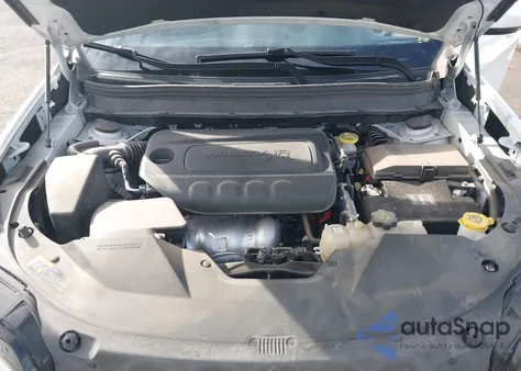 2020 Jeep Cherokee Latitude Fwd z USA, uszkodzony, nr VIN 1C4PJLCB0LD650180